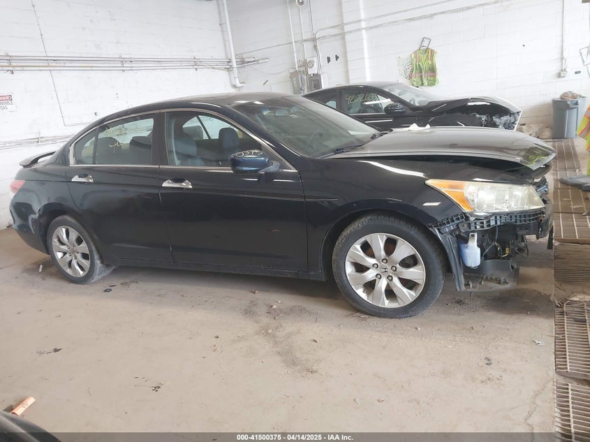2010 HONDA ACCORD VIN: 5KBCP3F81AB012024