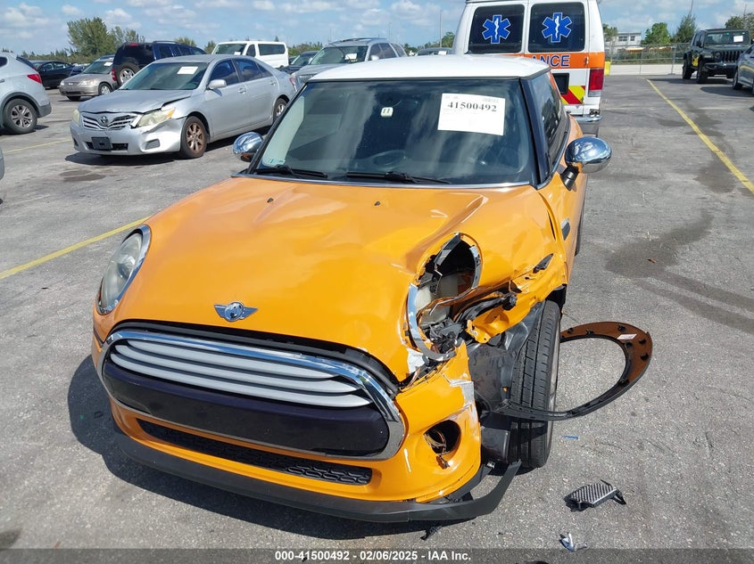 2015 MINI HARDTOP COOPER - WMWXM5C54FT938238