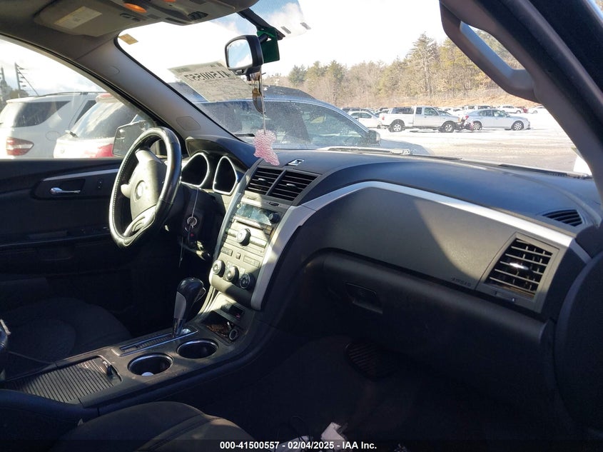 2011 CHEVROLET TRAVERSE VIN: 1GNKVGED7BJ351040
