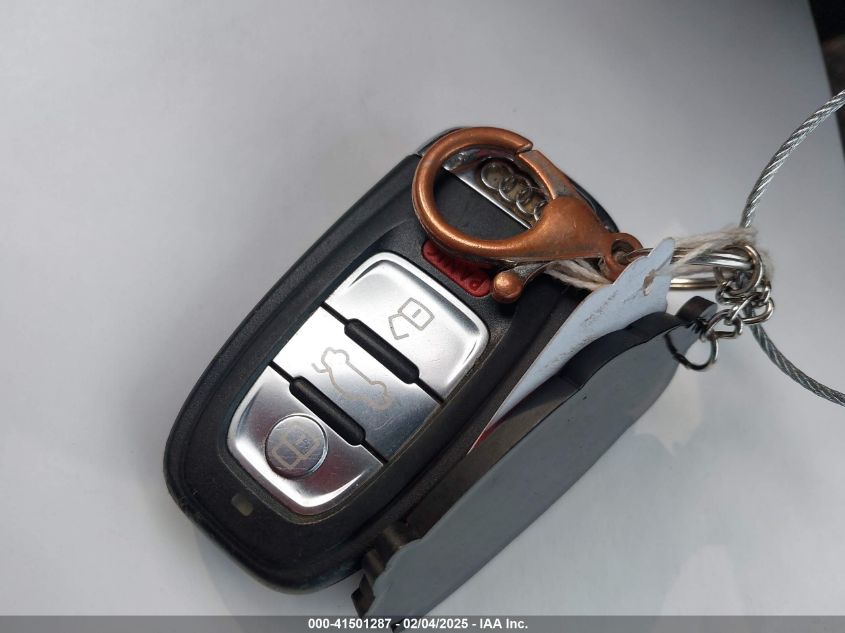 2011 Audi A5 2.0T Premium VIN: WAUCFAFR2BA041344 Lot: 41501287