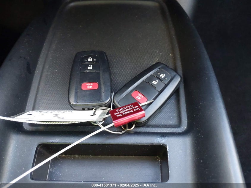 2022 TOYOTA PRIUS VIN: JTDKAMFU1N3162300