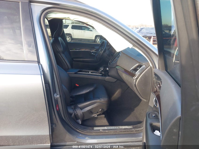 2019 VOLVO XC90 VIN: YV4102PK0K1419547