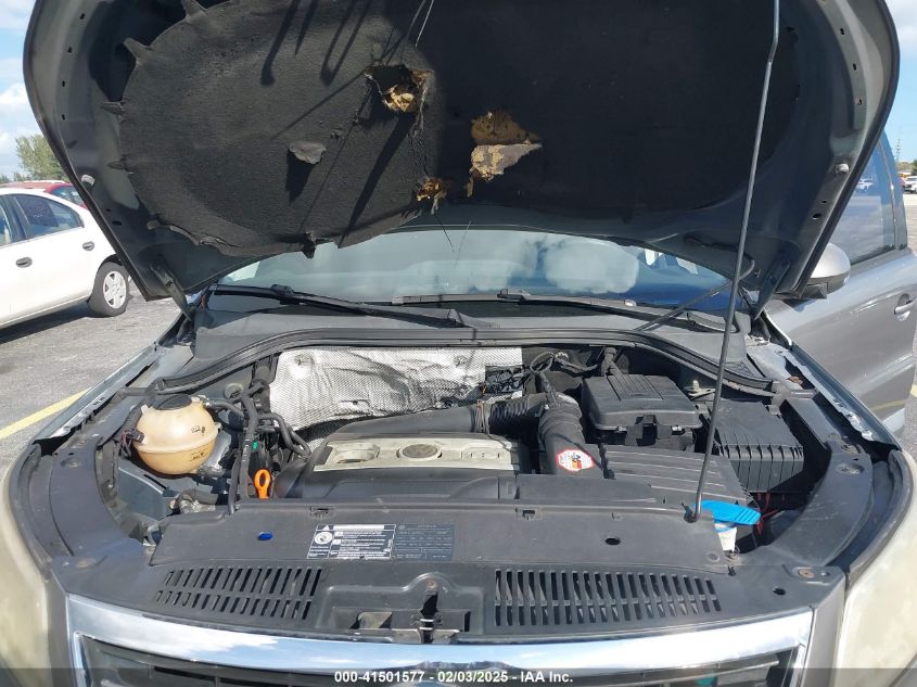 2009 Volkswagen Tiguan S/Se/Sel VIN: WVGAV75N39W513526 Lot: 41501577