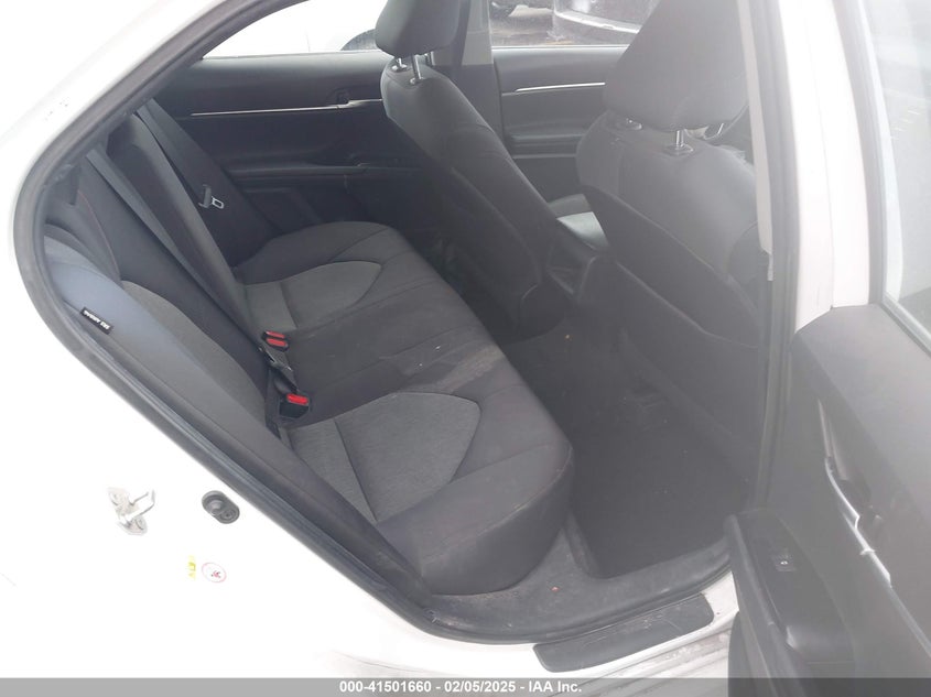 2019 TOYOTA CAMRY VIN: 4T1B11HK0KU770658