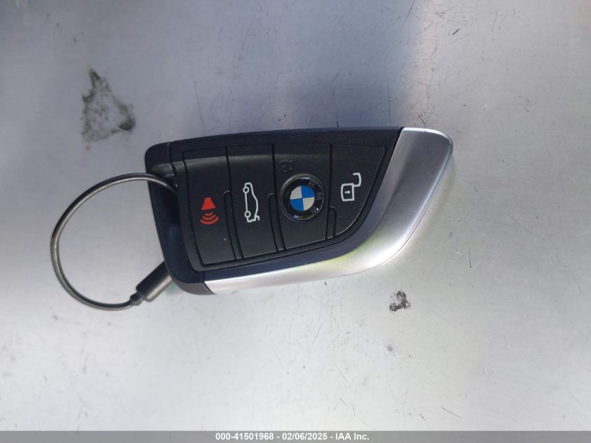 2025 BMW 3 Series - 3MW69CW02S8E96501