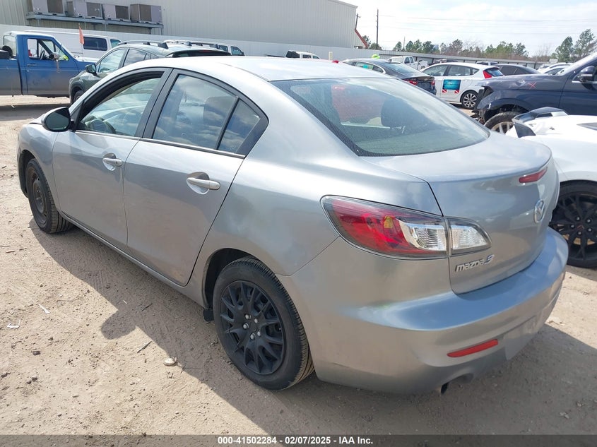 2012 MAZDA MAZDA3 VIN: JM1BL1V8XC1615660