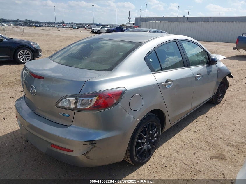 2012 MAZDA MAZDA3 VIN: JM1BL1V8XC1615660