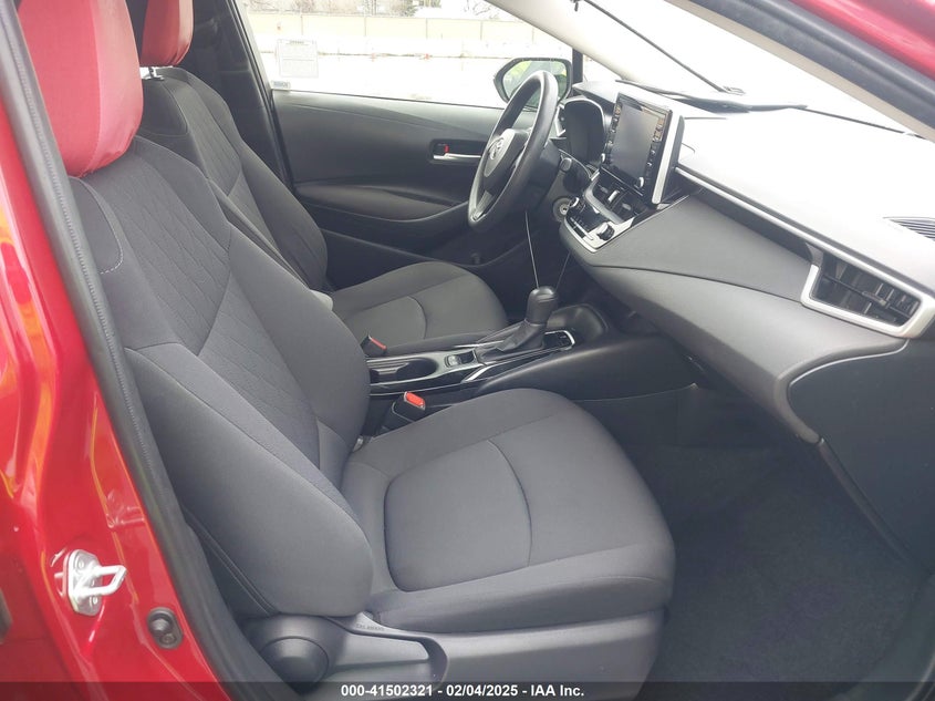 2021 TOYOTA COROLLA LE - JTDEPMAE7MJ143515