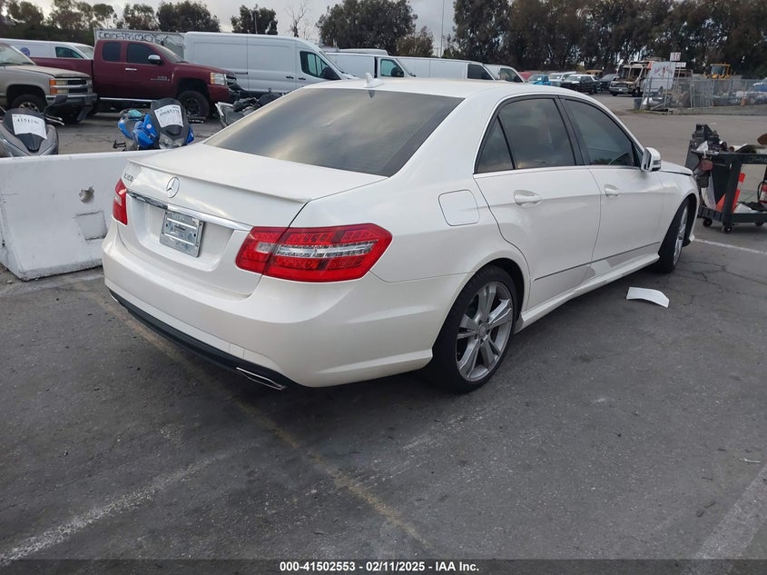 2013 MERCEDES-BENZ E 350 - WDDHF5KBXDA722059