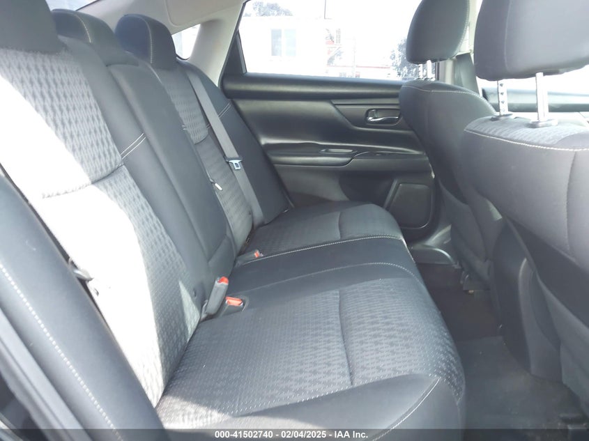 2016 NISSAN ALTIMA VIN: 1N4AL3AP0GN327025