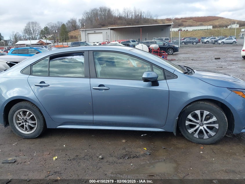 2022 TOYOTA COROLLA HYBRID LE - JTDEAMDE7NJ058785
