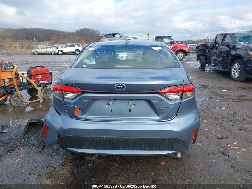 2022 TOYOTA COROLLA HYBRID LE - JTDEAMDE7NJ058785