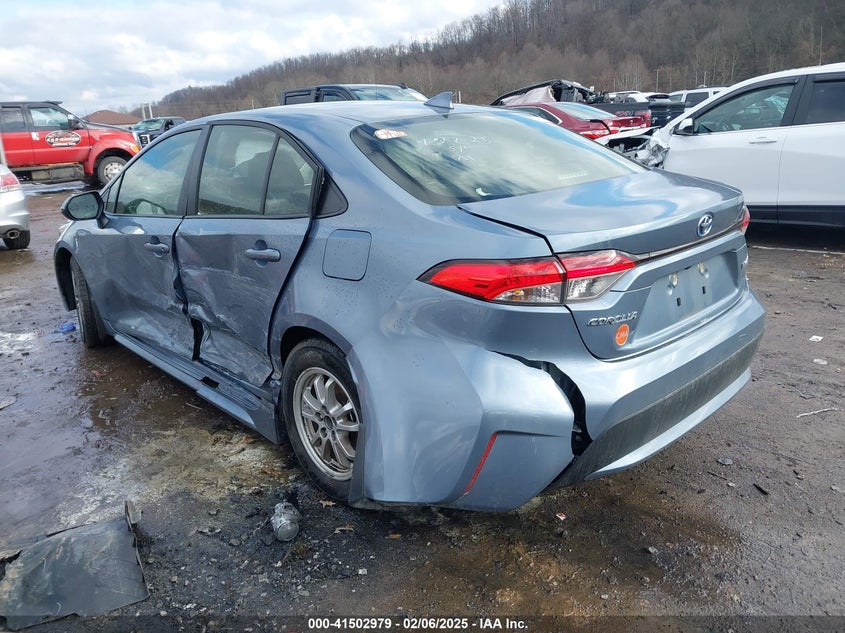 2022 TOYOTA COROLLA HYBRID LE - JTDEAMDE7NJ058785