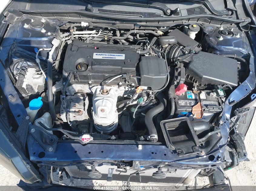 2015 HONDA ACCORD SEDAN VIN: 1HGCR2F34FA167935