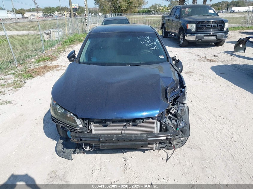 2015 HONDA ACCORD SEDAN VIN: 1HGCR2F34FA167935