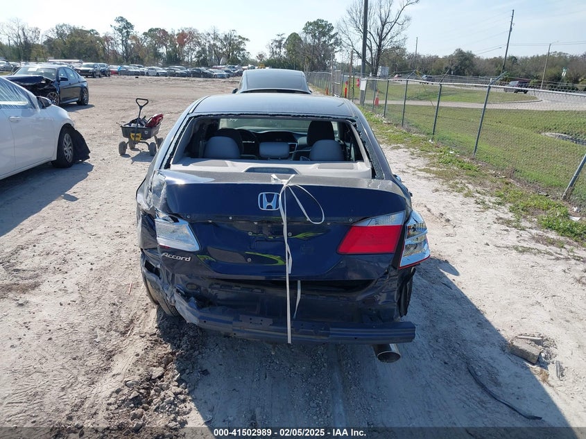 2015 HONDA ACCORD SEDAN VIN: 1HGCR2F34FA167935