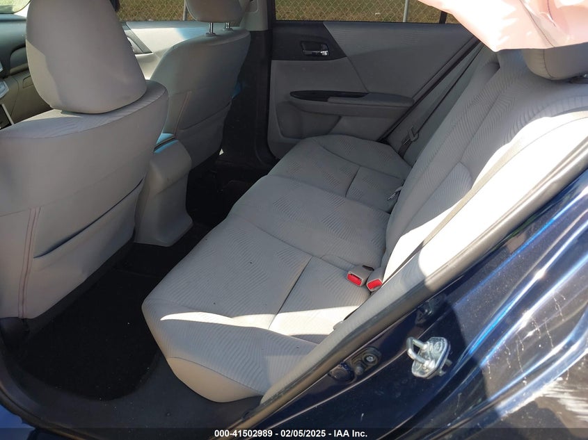 2015 HONDA ACCORD SEDAN VIN: 1HGCR2F34FA167935