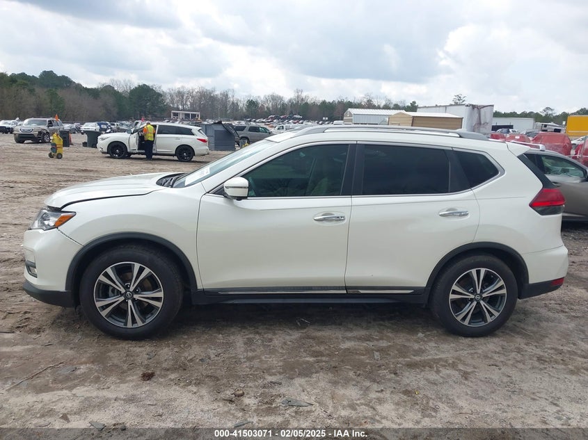 2017 NISSAN ROGUE SL - 5N1AT2MT2HC848981