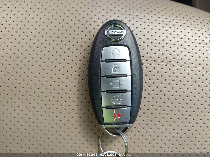 2017 NISSAN ROGUE SL - 5N1AT2MT2HC848981