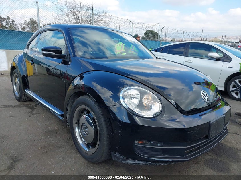 2013 VOLKSWAGEN BEETLE 2.5L - 3VWJP7ATXDM622350