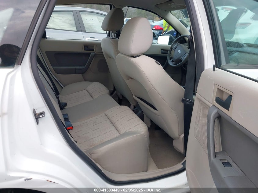 2008 FORD FOCUS VIN: 1FAHP35N18W152596