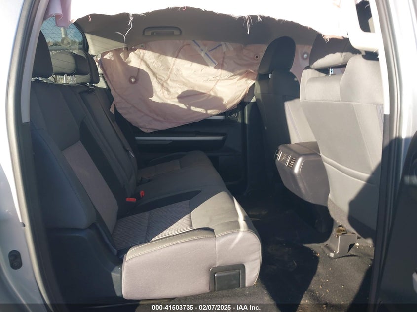 2017 TOYOTA TUNDRA SR5 5.7L V8 - 5TFDY5F11HX642737