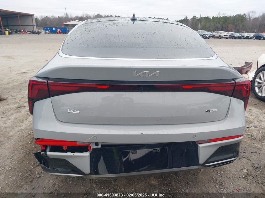 2025 KIA K5 VIN: KNAG64J75S5304492