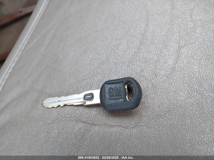 2002 Buick Regal VIN: 2G4WV55K121216132 Lot: 41503932