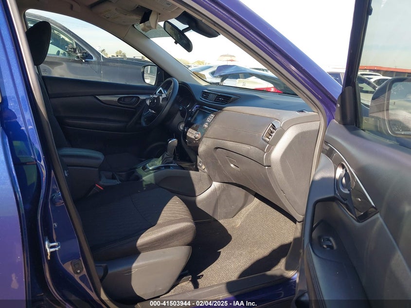 2019 NISSAN ROGUE VIN: 5N1AT2MT0KC832155