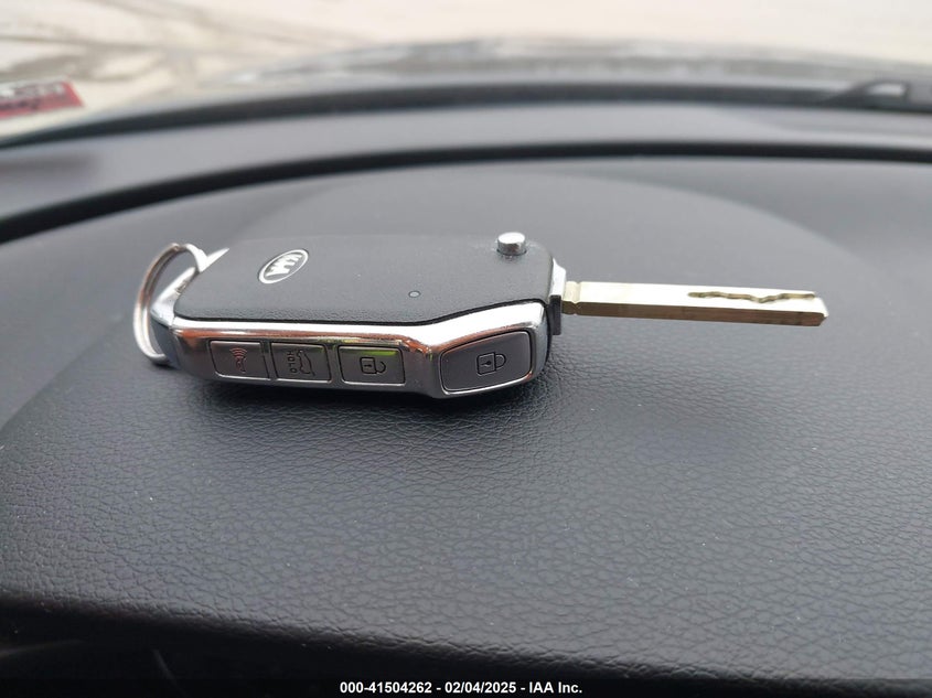 2021 KIA SOUL VIN: KNDJ23AU1M7142162