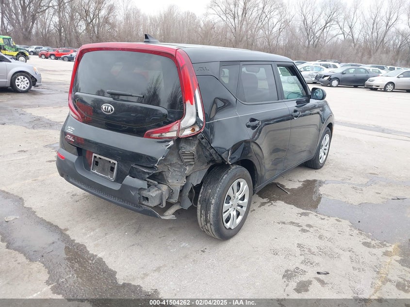 2021 KIA SOUL VIN: KNDJ23AU1M7142162