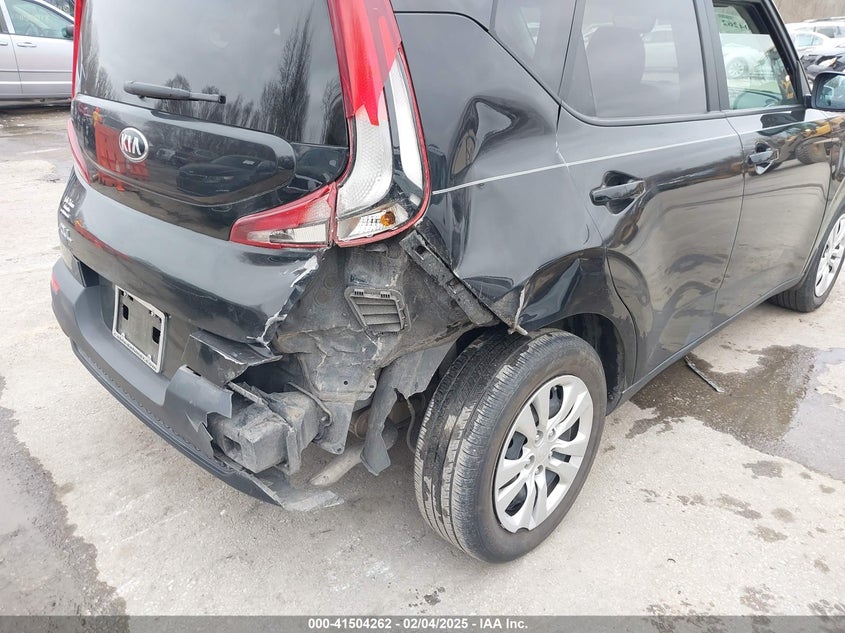 2021 KIA SOUL VIN: KNDJ23AU1M7142162