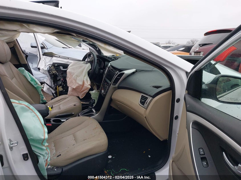 2014 HYUNDAI ELANTRA GT - KMHD35LH7EU221534