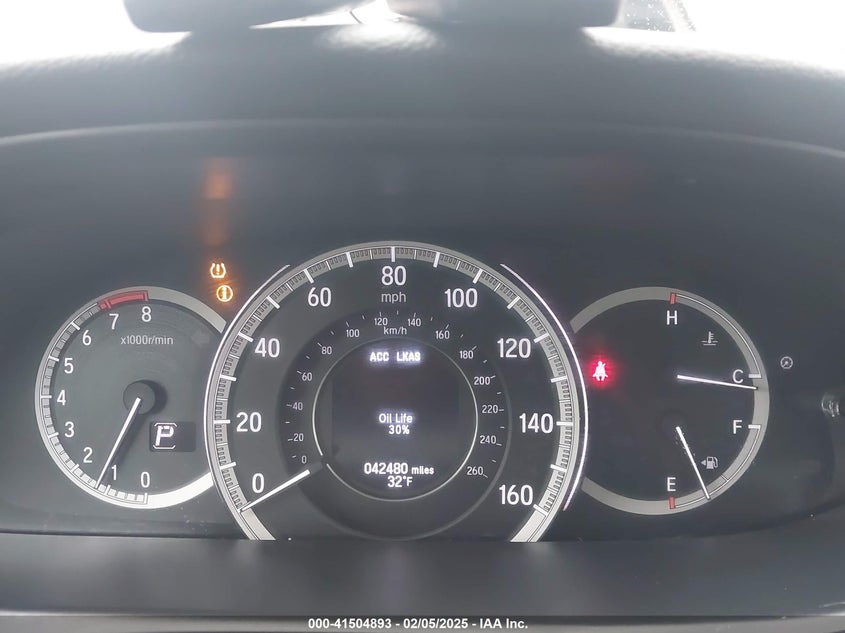 2016 HONDA ACCORD VIN: 1HGCR3F93GA021117