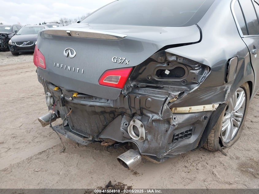 2011 INFINITI G37X VIN: JN1CV6AR9BM401026