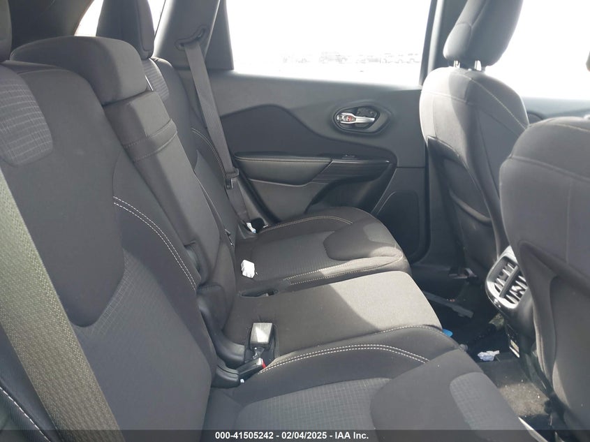 2016 JEEP CHEROKEE ALTITUDE - 1C4PJLCB3GW107402