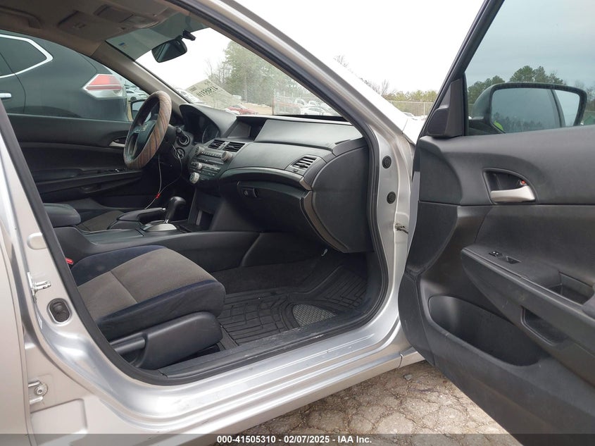 2009 HONDA ACCORD VIN: 1HGCP26369A038623