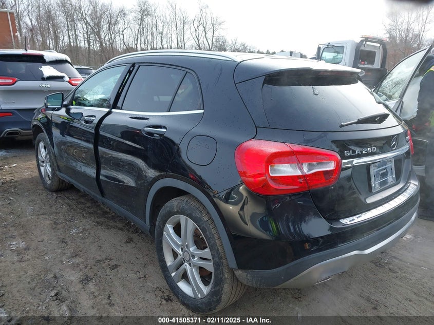 2018 MERCEDES-BENZ GLA 250 4MATIC - WDCTG4GB4JJ370798