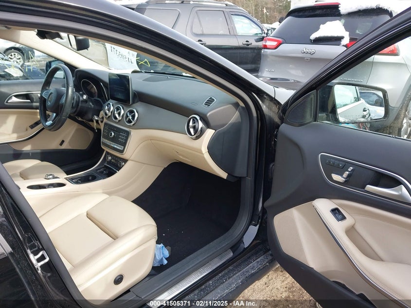 2018 MERCEDES-BENZ GLA 250 4MATIC - WDCTG4GB4JJ370798