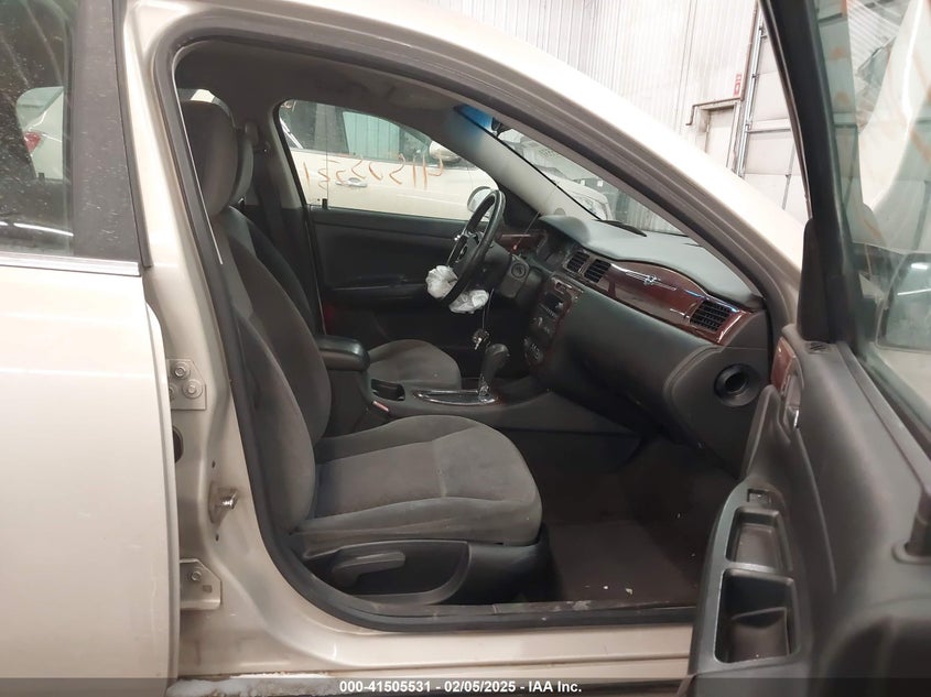 2010 CHEVROLET IMPALA VIN: 2G1WB5EK4A1156858