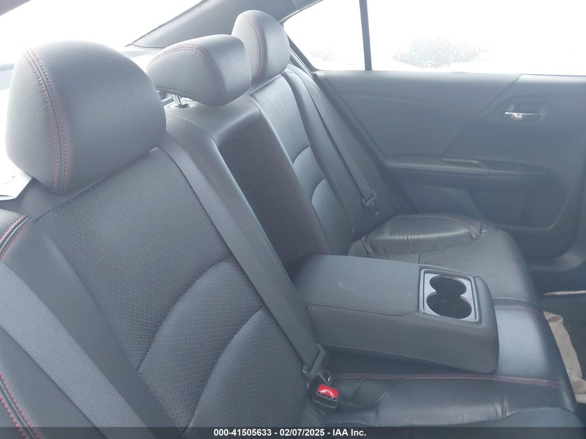 2017 HONDA ACCORD VIN: 1HGCR2F10HA281562