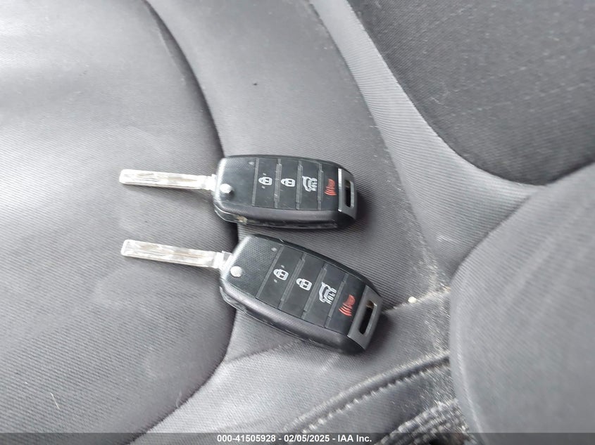 2015 KIA SOUL VIN: KNDJN2A22F7216451