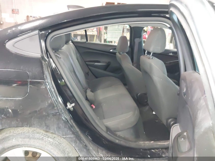 2017 CHEVROLET CRUZE VIN: 1G1BC5SM8H7114207