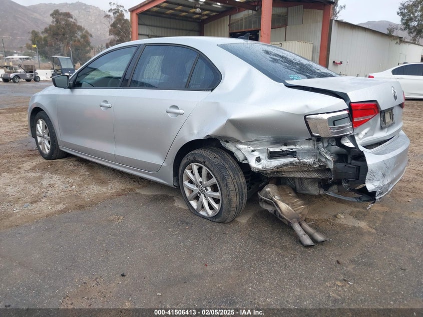 2015 VOLKSWAGEN JETTA VIN: 3VWD17AJ5FM307746