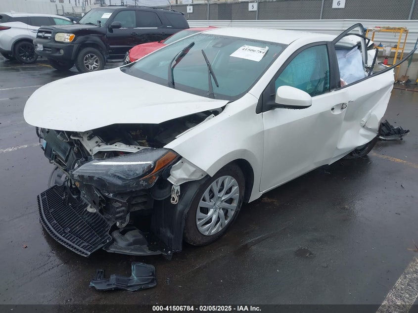2018 TOYOTA COROLLA VIN: 5YFBURHE5JP765245