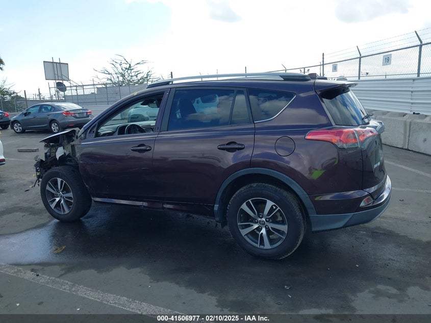 2018 TOYOTA RAV4 XLE - 2T3WFREV3JW434489