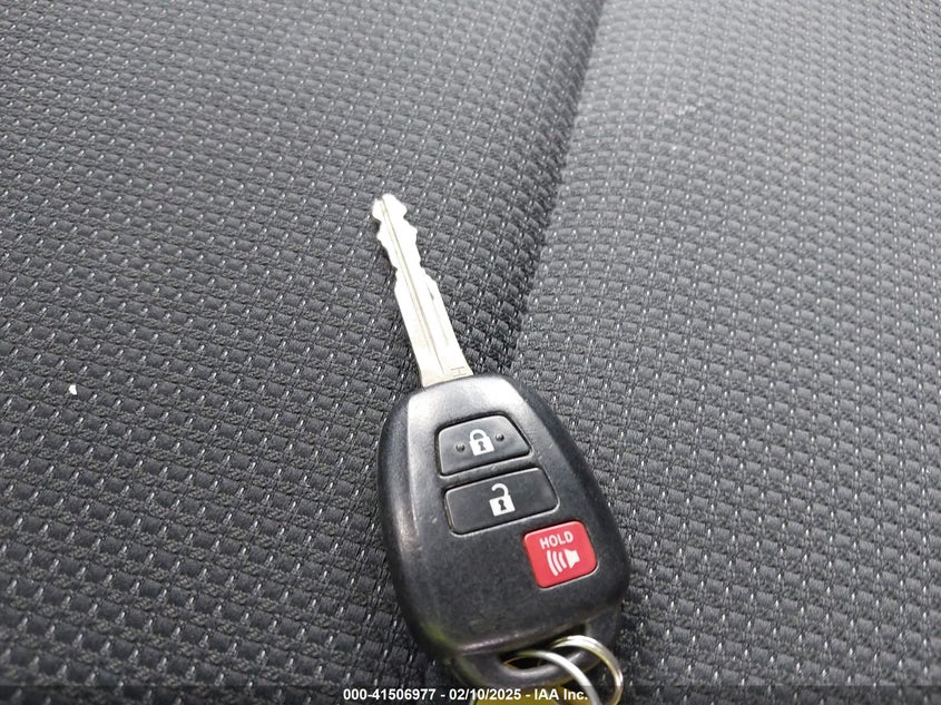 2018 TOYOTA RAV4 XLE - 2T3WFREV3JW434489