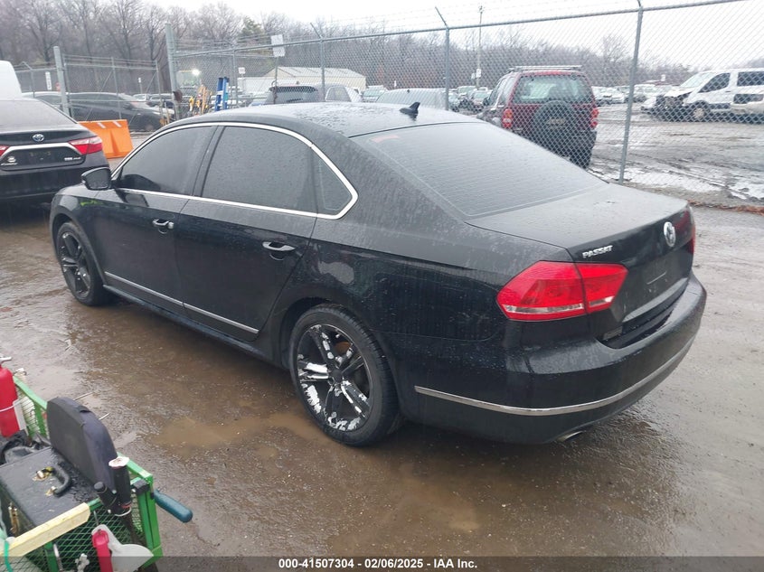 2015 VOLKSWAGEN PASSAT VIN: 1VWBT7A38FC102717