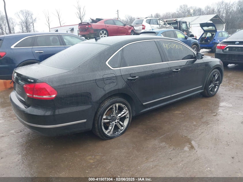 2015 VOLKSWAGEN PASSAT VIN: 1VWBT7A38FC102717