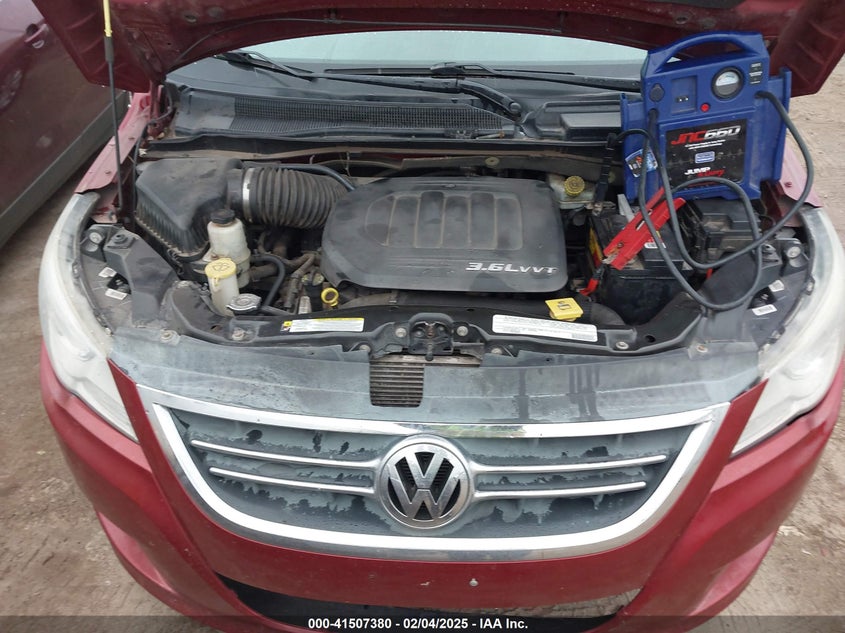 2012 VOLKSWAGEN ROUTAN VIN: 2C4RVABG1CR276366